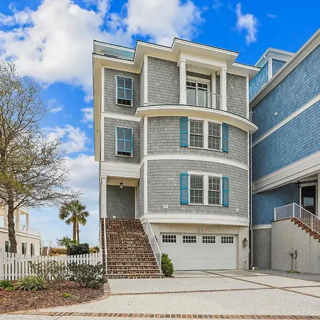 6 Terra Bella Trace- Oceanfront, Elevator, Private Pool, Roof Top, Free Activities Included